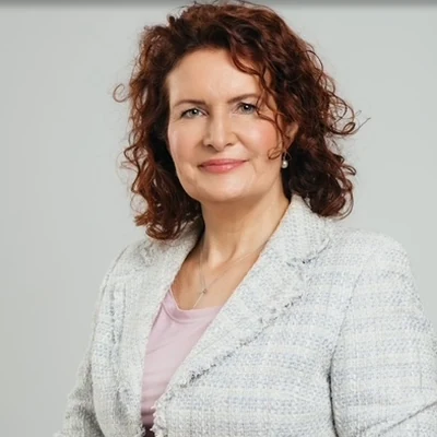 Surányi Kinga